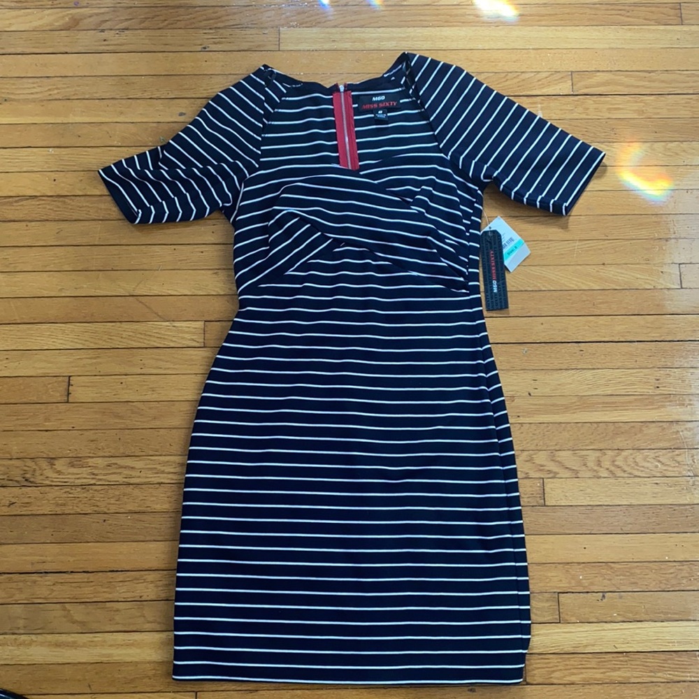 ⛴Navy striped sweetheart dress! Check out the vid!